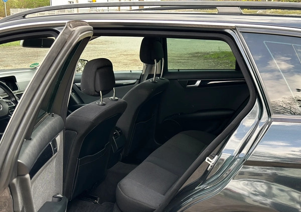Mercedes-Benz Klasa C cena 39700 przebieg: 240000, rok produkcji 2013 z Chocz małe 497